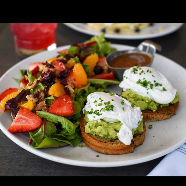 Olivecado Toast.