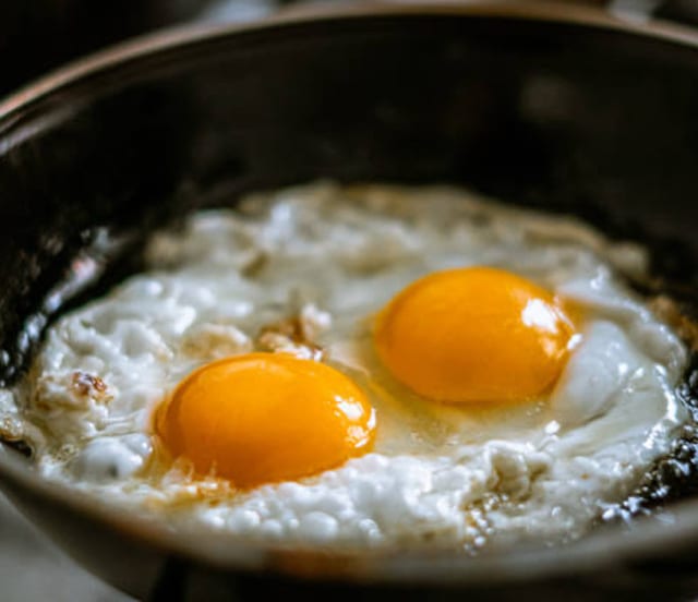 2 Eggs.